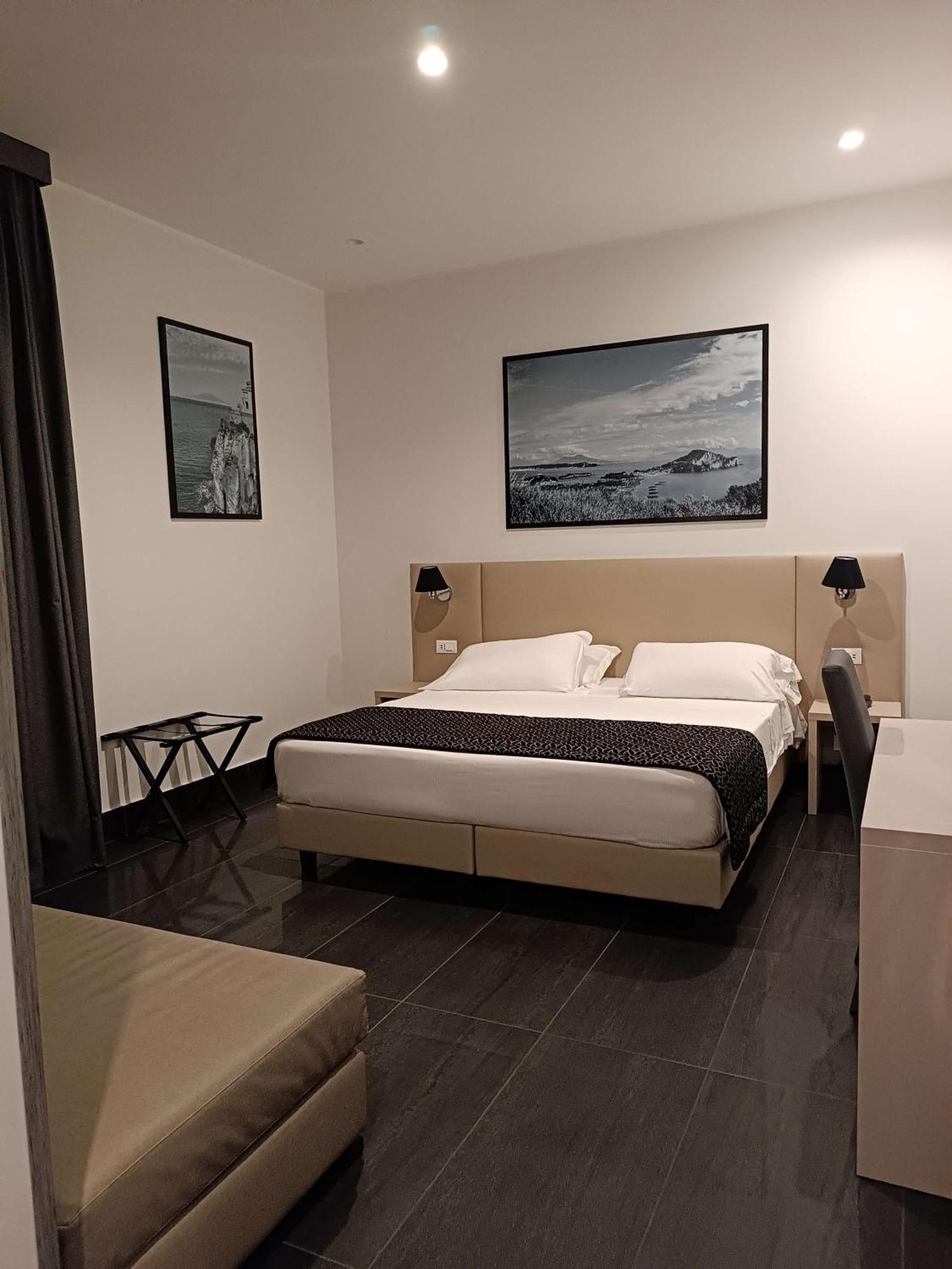 Best Western Hotel Dei Mille Nápoly Kültér fotó